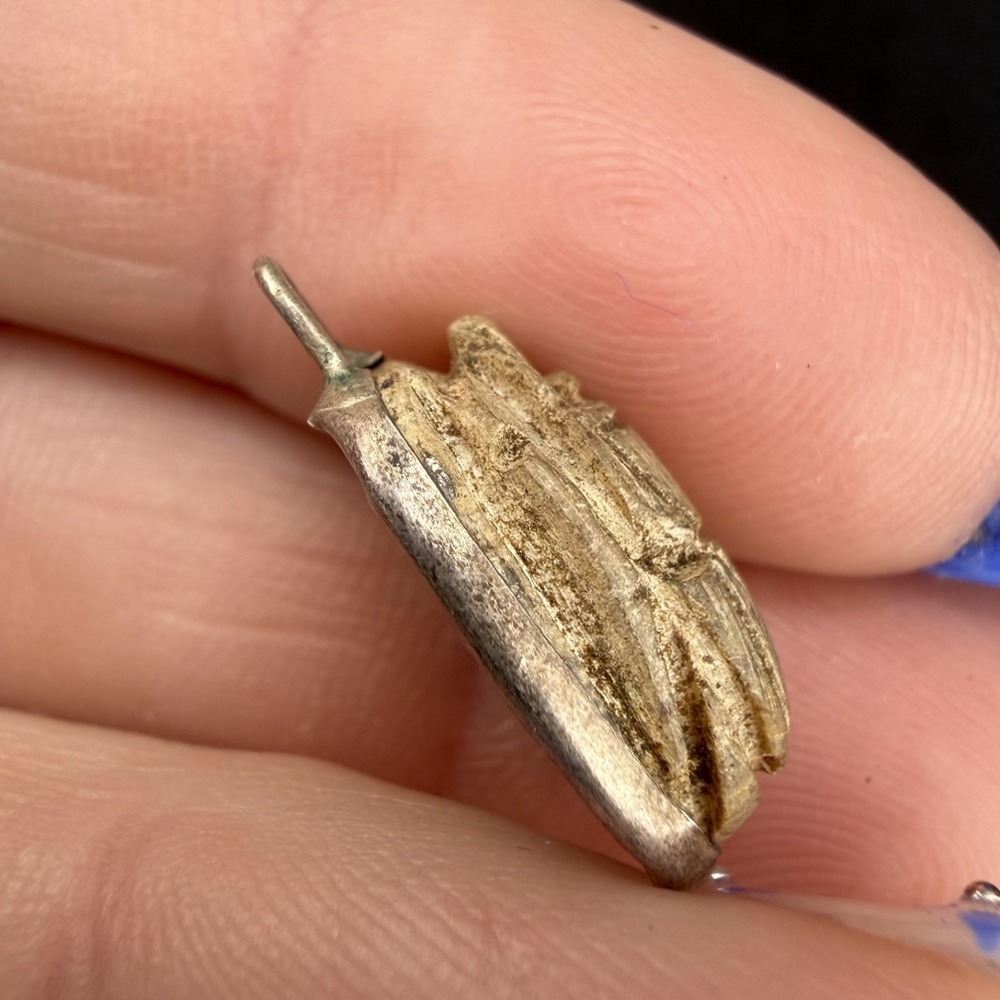 Vintage Carved Scarab Beetle Pendant Charm Silver Tone Egyptian Revival - Picture 2 of 7